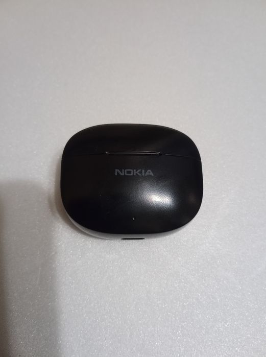 Кейс для бездротових навушників. Nokia TWS-201