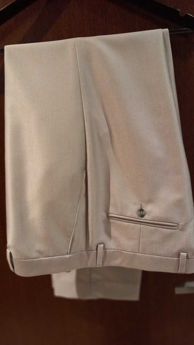 Fato Noivo, Nunca Foi Usado!