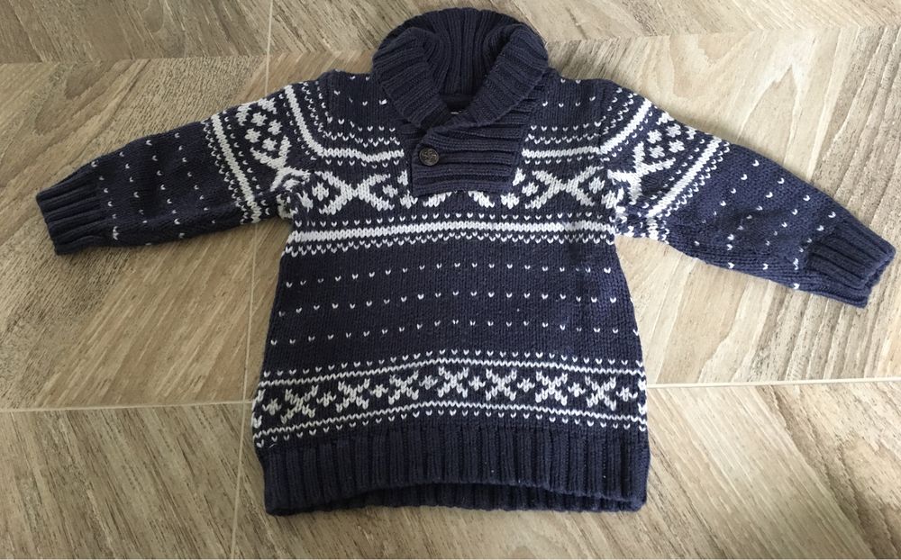 Ciepły sweterek chłopiecy 74