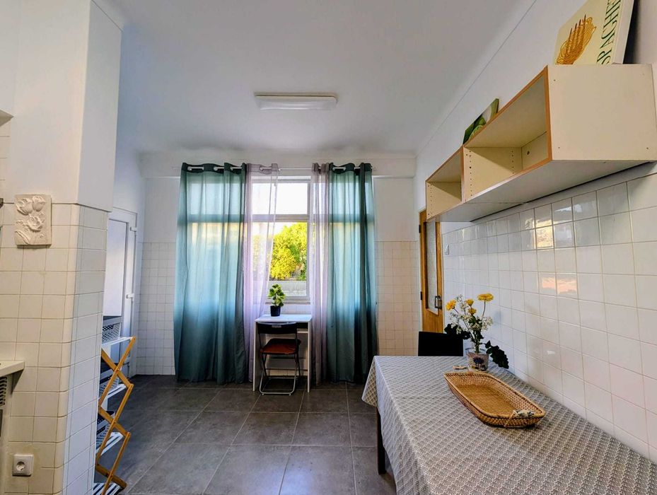 Arrendamento de quarto 470€/mês, na Rua das Areias, Setúbal