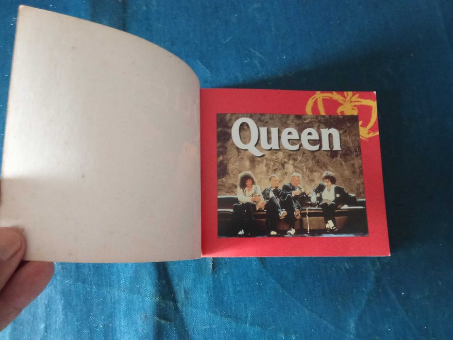 Queen (Mick St. Michael - 1995) (em Português)