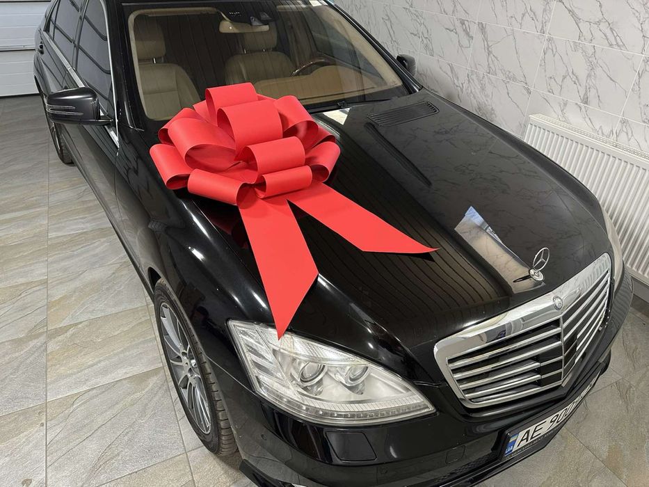 Бант на авто подарок