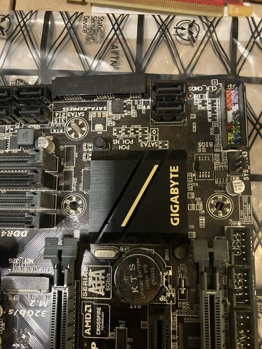Материская плата Gigabyte GA-B150M-D3P
