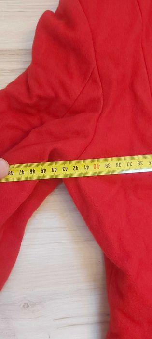 Płaszczyk damski czerwony