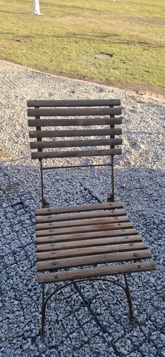 3 krzesła przedwojenne