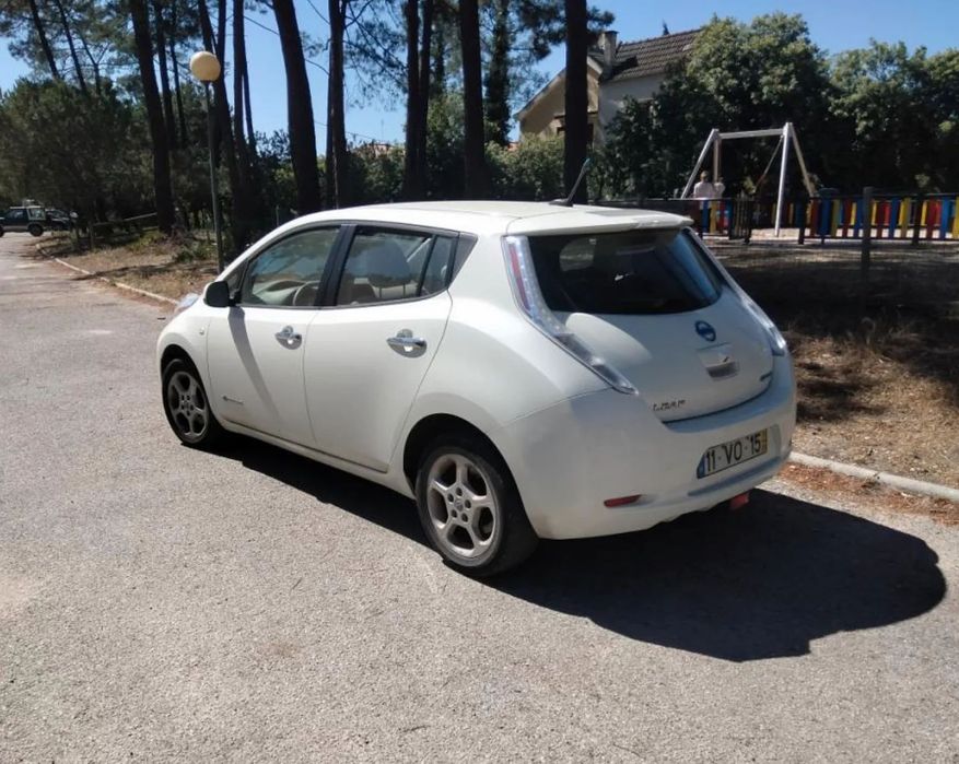 Nissan Leaf 24 kWh (c/ Bateria) Visia