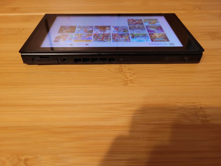 Konsola Nintendo Switch Przerobiona CFW Sam tablet + 128gb Gry