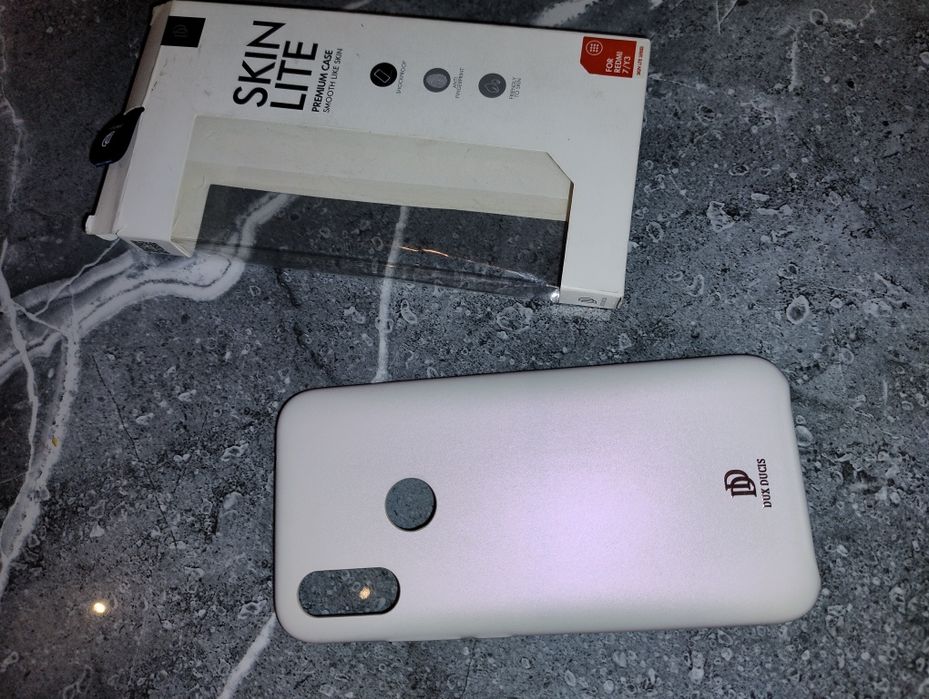 Etui  redmi 7, nowe