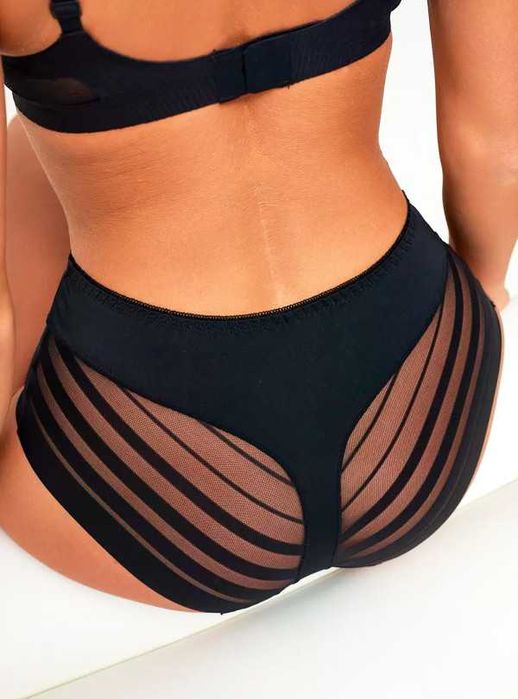 Трусики жіночі комплект 3шт комфортні високі труси безшовні в розмірах