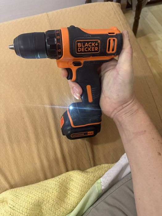 Дрель-шуруповерт аккумуляторный BLACK+DECKER