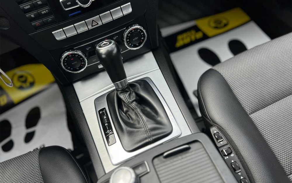 Mercedes-Benz C 200 2012