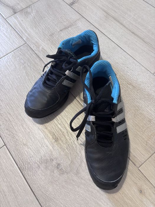 Skórzane buty sportowe Adidas dla chłopców, r 38