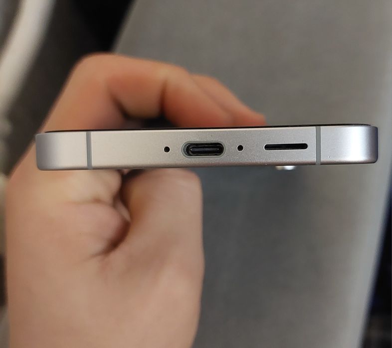 Samsung galaxy s24FE 256ГБ