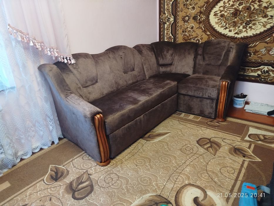 Перетяжка та ремонт м'яких меблів на Дому