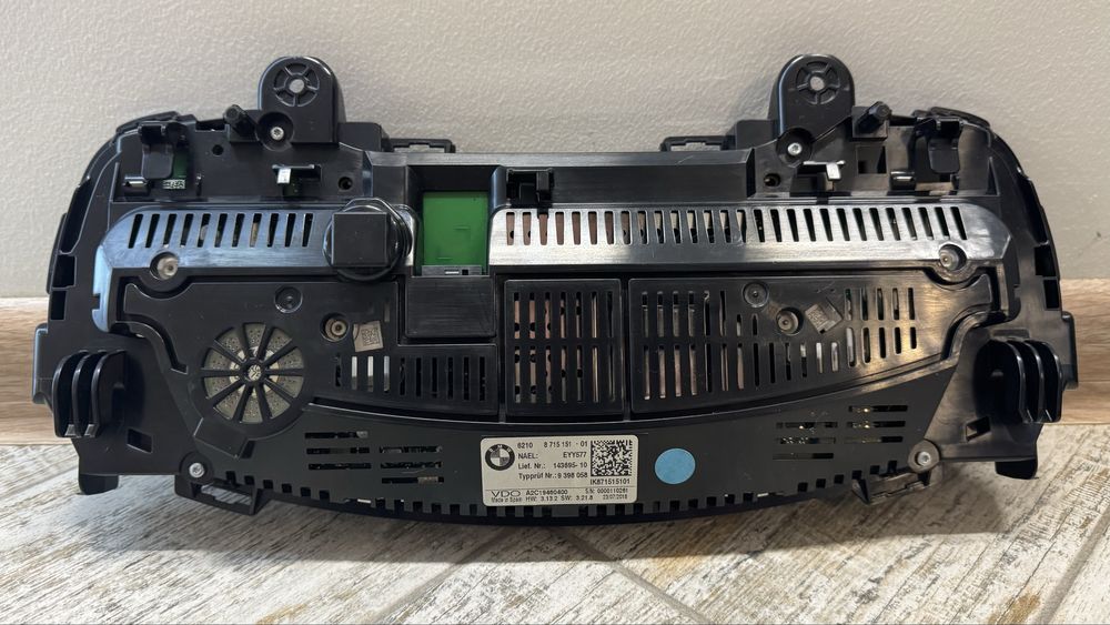 Панель приладів BMW 5 G30 (2017- 2022)