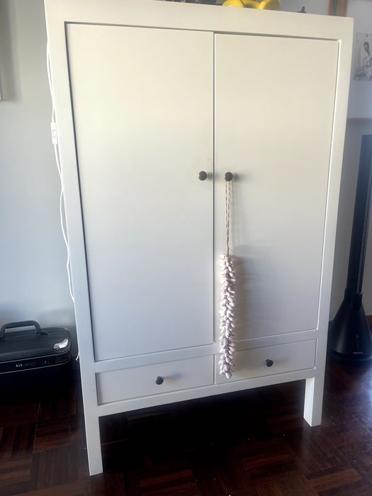 Móvel cabine para quarto madeira lacado a branco