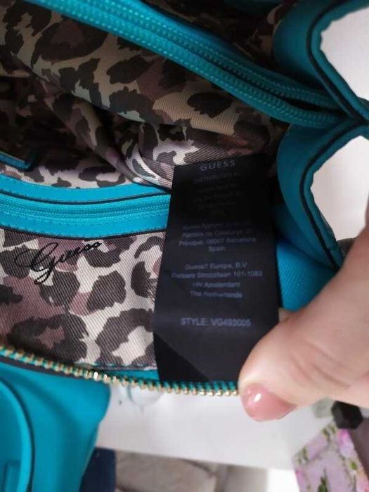 Guess greyson small satchel vg493005 бірюзова шкіряна сумка 30х22х9 см