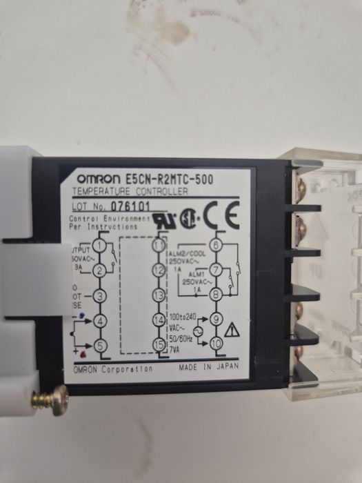 Controlador temperatura omron