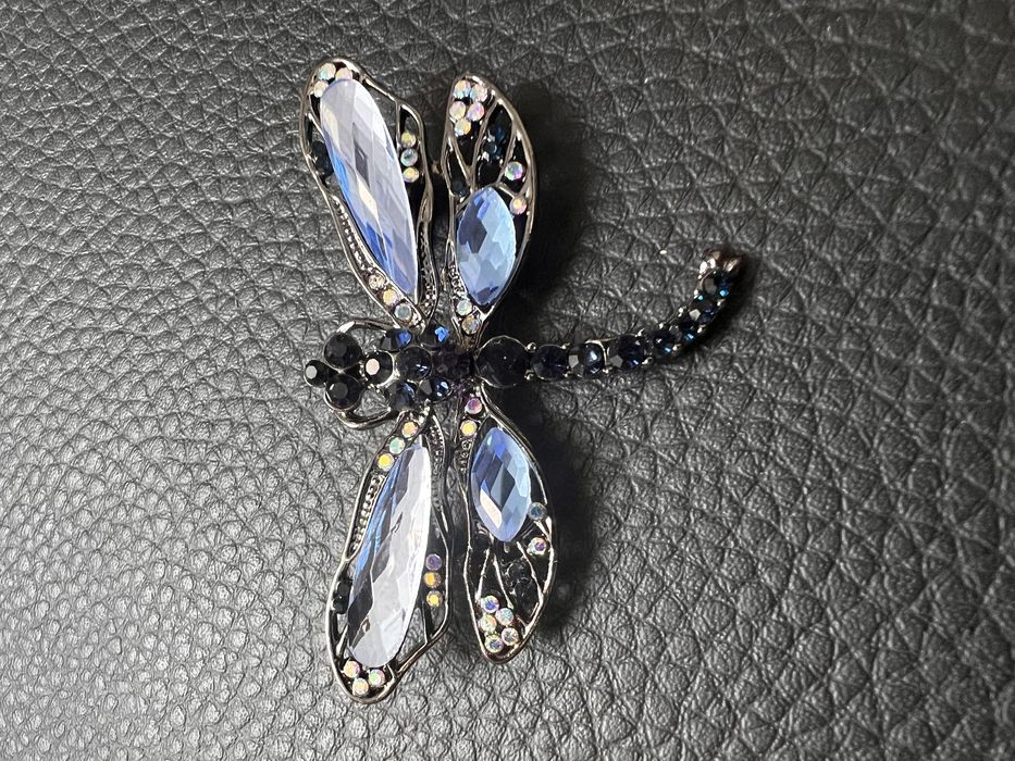 #Broszka ważka w stylu apart artelioni