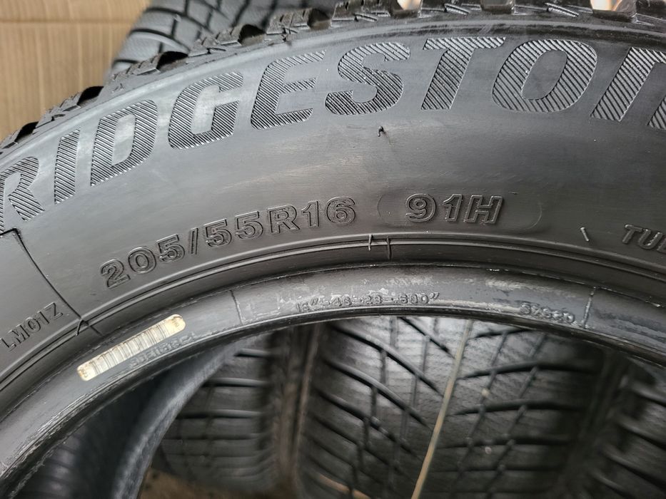 Opony zimowe 205/55/16 Bridgestone 18rok 8,3/7,4mm