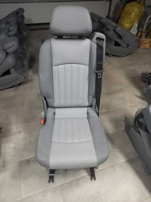Fotele kapitańskie Vito Viano W639 lift -dobra cena