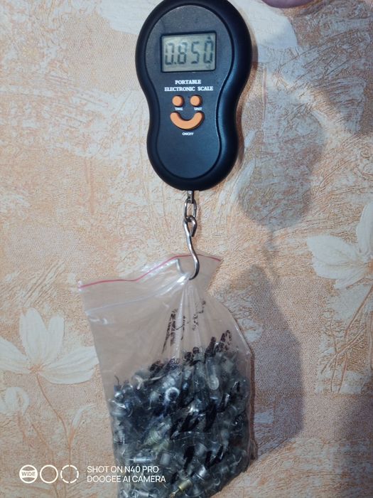 Ціла куча радіо деталей СССР.