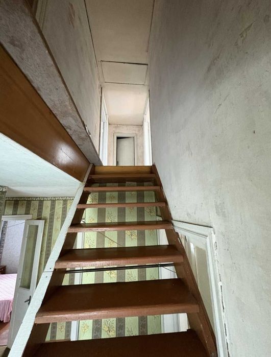 .Продаж будинку у с. Білозір'я.