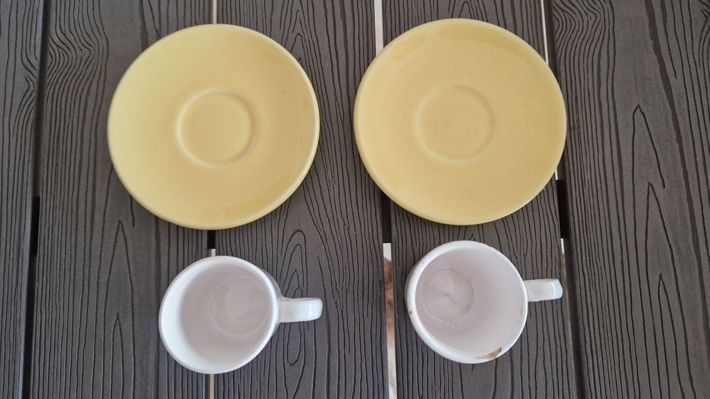 Conjunto 2 chavenas e 2 pires de café