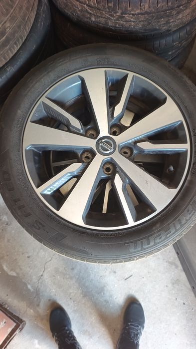 Диски  колеса Nissan leaf  5/114,3 R 16