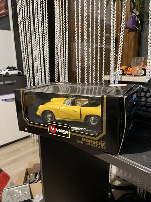 Porsche 356b 1:18 bburago