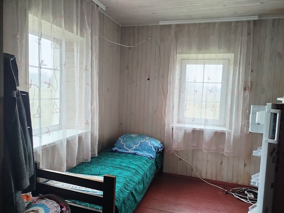 Цегляний будинок с. Різня, доглянутий, чистий, гарне місце, поряд ліс