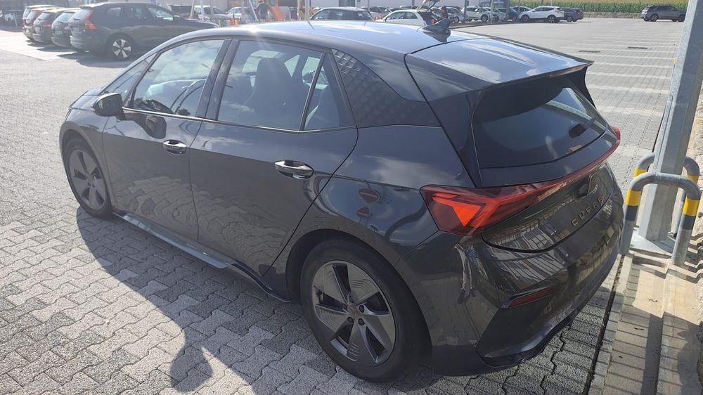 Cupra born  100%eletrico