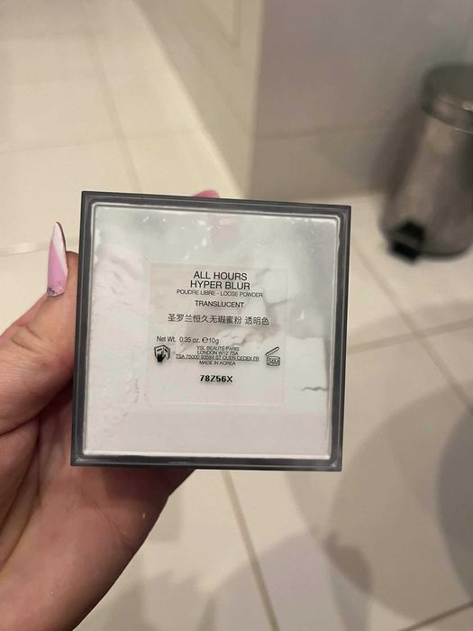 YSL All Hours Hyper Blur Puder utrwalający  01 Transluce
