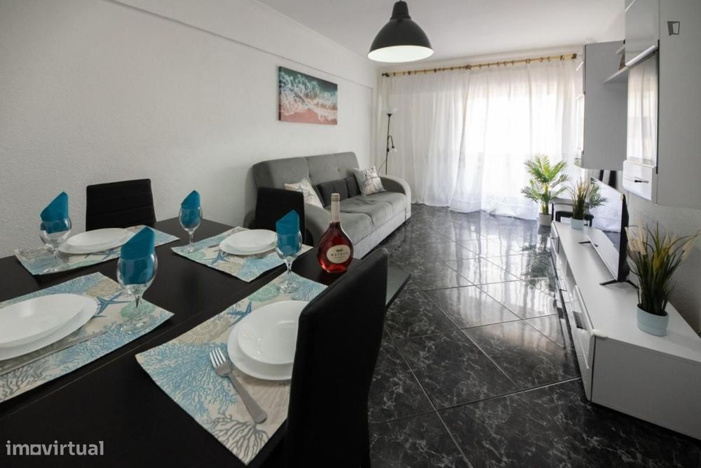 Apartamento com 2 quartos - localizado em Costa da Caparica Lisbon