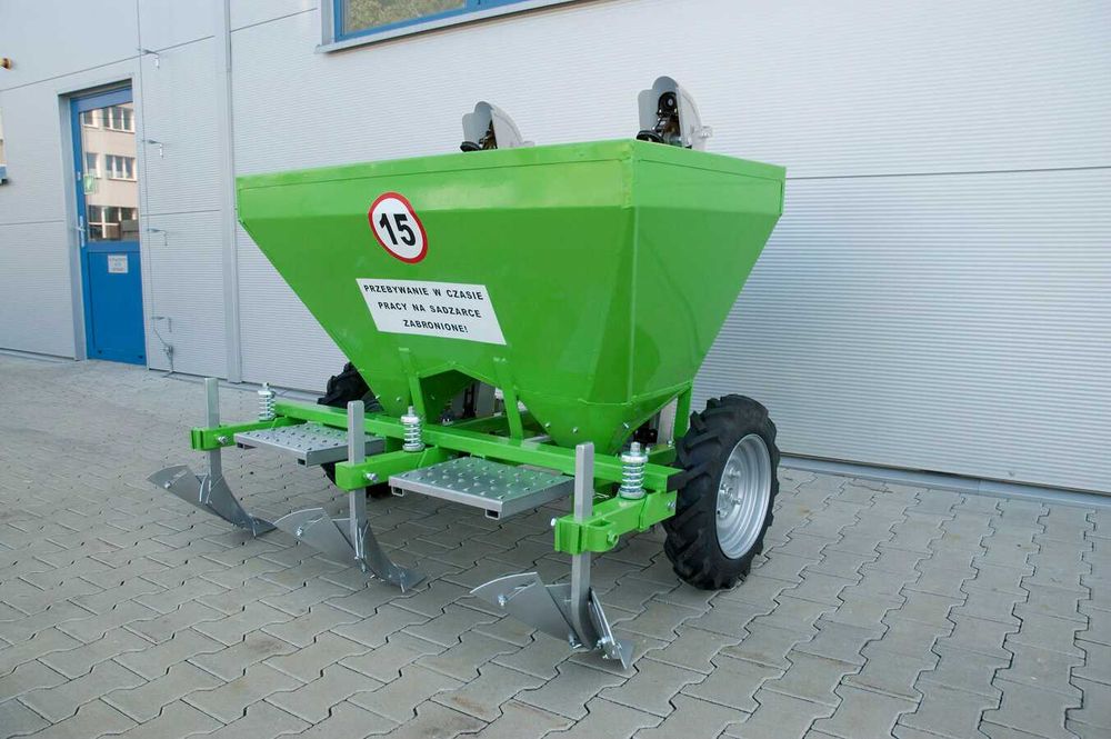 Sadzarka do ziemniaków dwurzędowa Bomet 180kg 300kg od ręki gemini