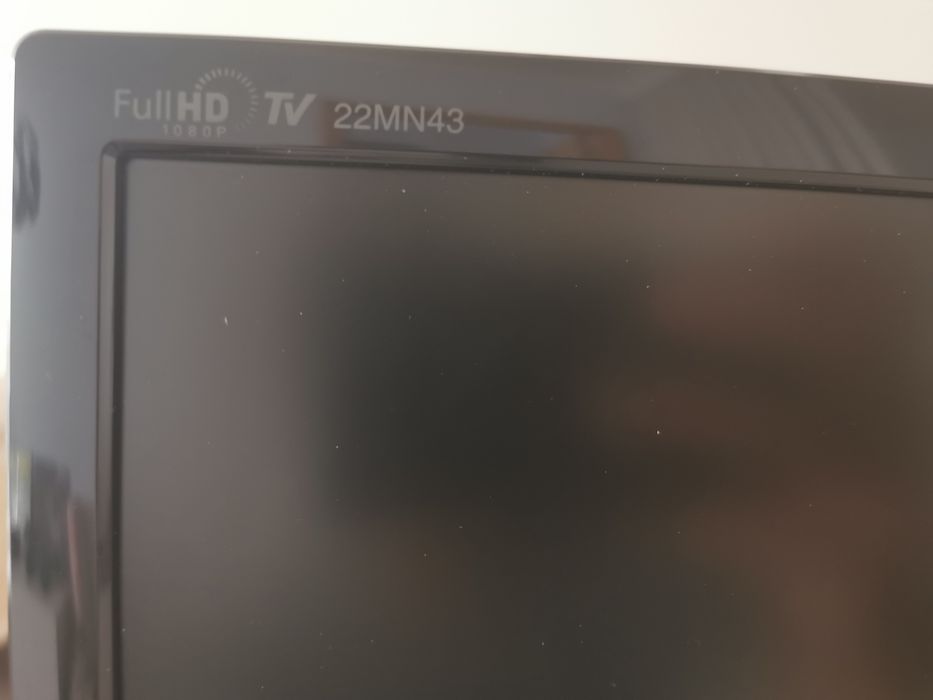 Televisão LG 22MN43