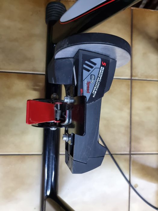 Trenażer rowerowy ELITE VOLARE mag