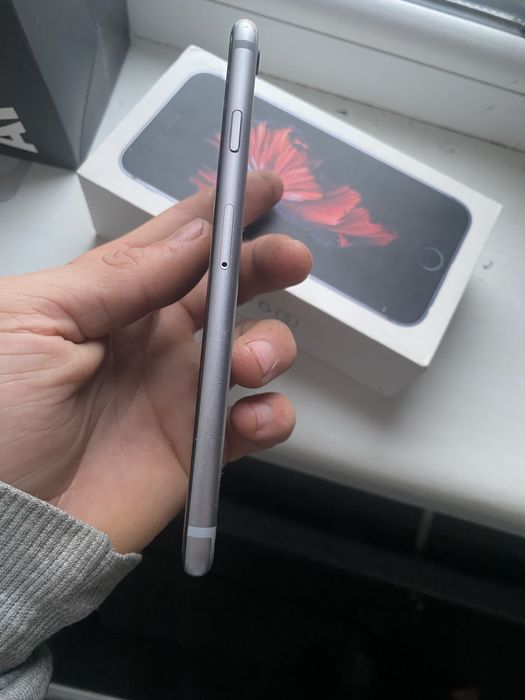 Айфон 6s читай опис