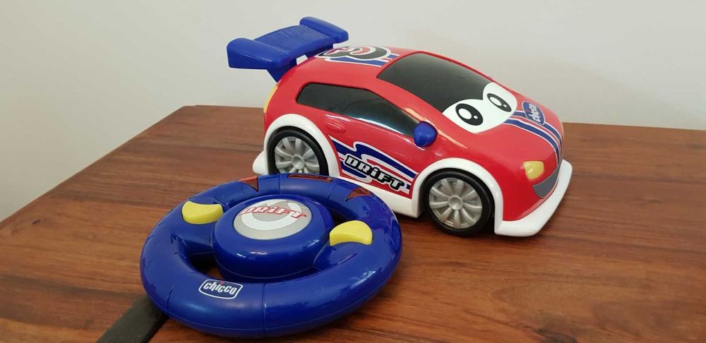 Carro telecomando da marca Chico