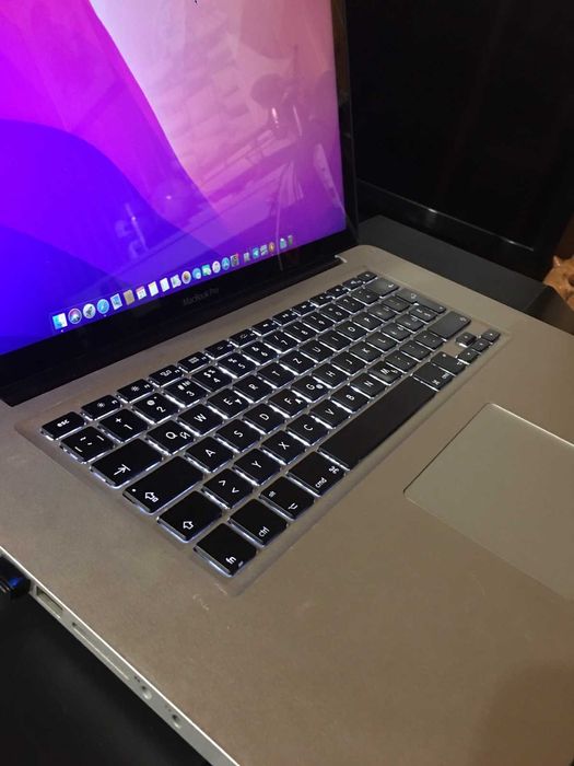 Комплектний MacBook Pro 15.4" Intel I7/ 8 GB/ 500Gb.