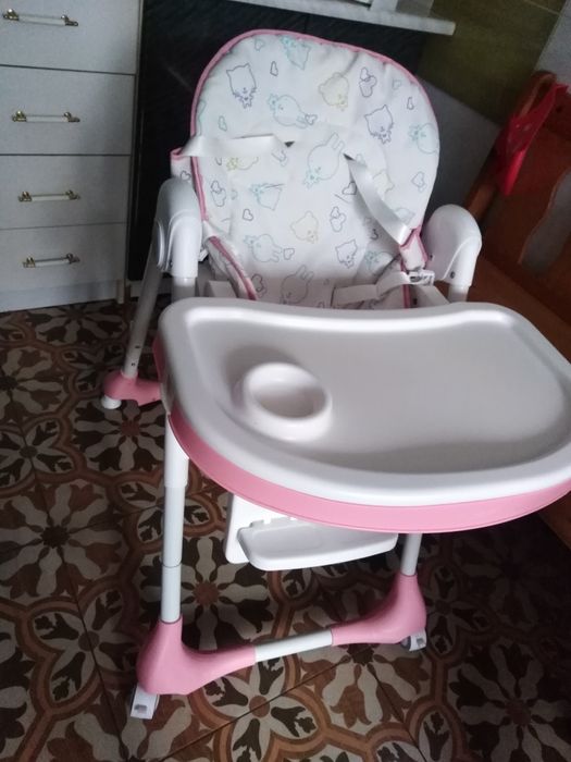Krzesełko do karmienia
