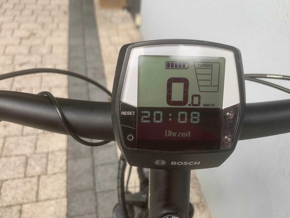 cube touring hybrid elektryczny rower trekkingowy bosch performance