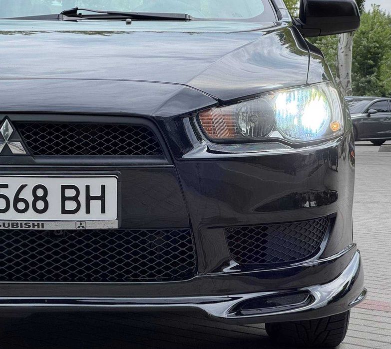 Mitsubishi Lancer 2011 Автомат 2011 газ бензин