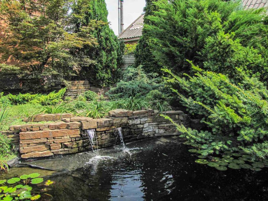 Продам элитный 2-х эт. дом в ЦЕНТРЕ Шевченковского района.