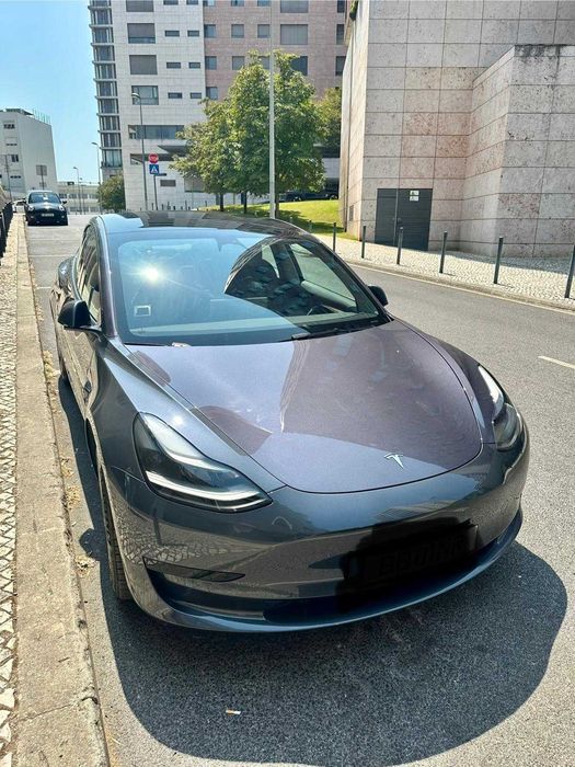 Aluguer Tesla M3 TVDE - Garagem para carregar em Telheiras e Areeiro
