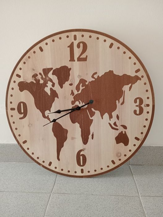 Relógio Decorativo "Mundo"