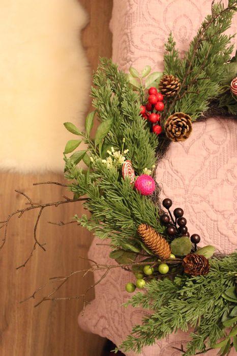 Coroa de Natal com pinhas, Gato Preto, nova, com etiqueta