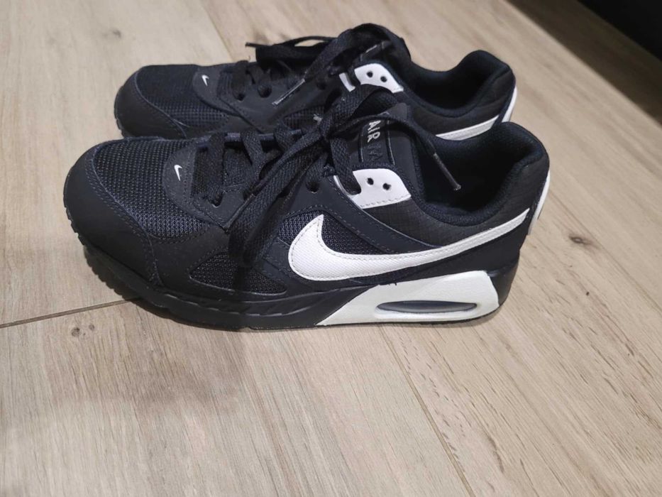 Adidasy NIKE AIR MAX Ivo