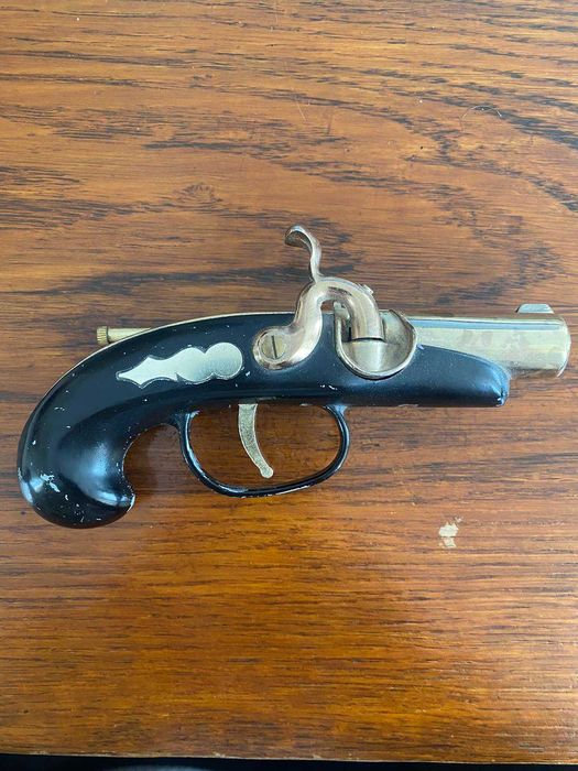 Бензинова запалка пистолет Зажигалка Deringer 1980-х годов