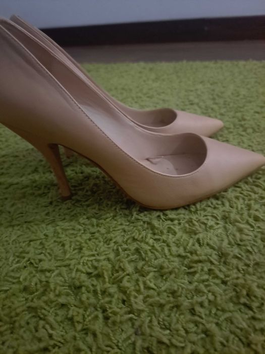 Sapatos Salto Alto - MANGO Novos